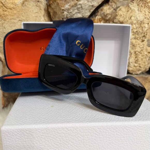 Gucci Oversized Square Black Sunglasses With Gold GG Logo main image 5